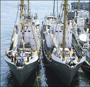 20120521-Whaling_ships russian.jpg